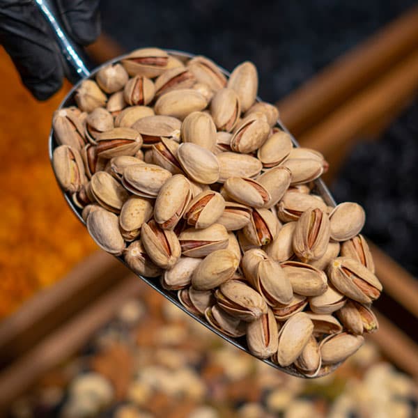 پسته اکبری خام اعلا با مغز درشت و خوش‌ طعم